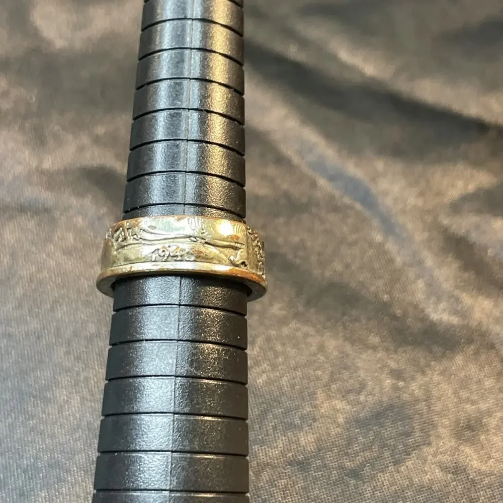 Vintage 1945 Silver Embossed Statement Ring Handmade Artisan Band Sz 9